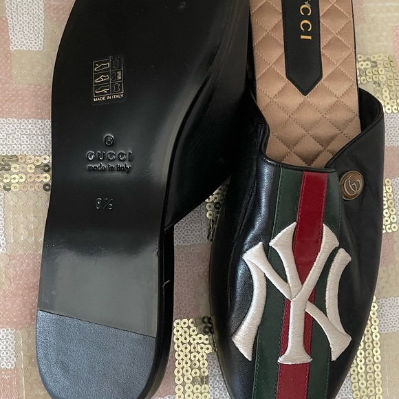 New York Yankee’s mixed w/ Gucci - Picture 4 of 4